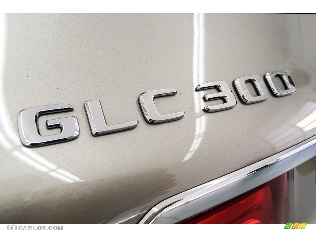 2019 GLC 300 - Mojave Silver Metallic / Black photo #7