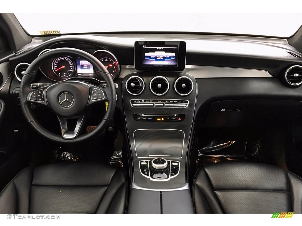 2019 GLC 300 - Mojave Silver Metallic / Black photo #18