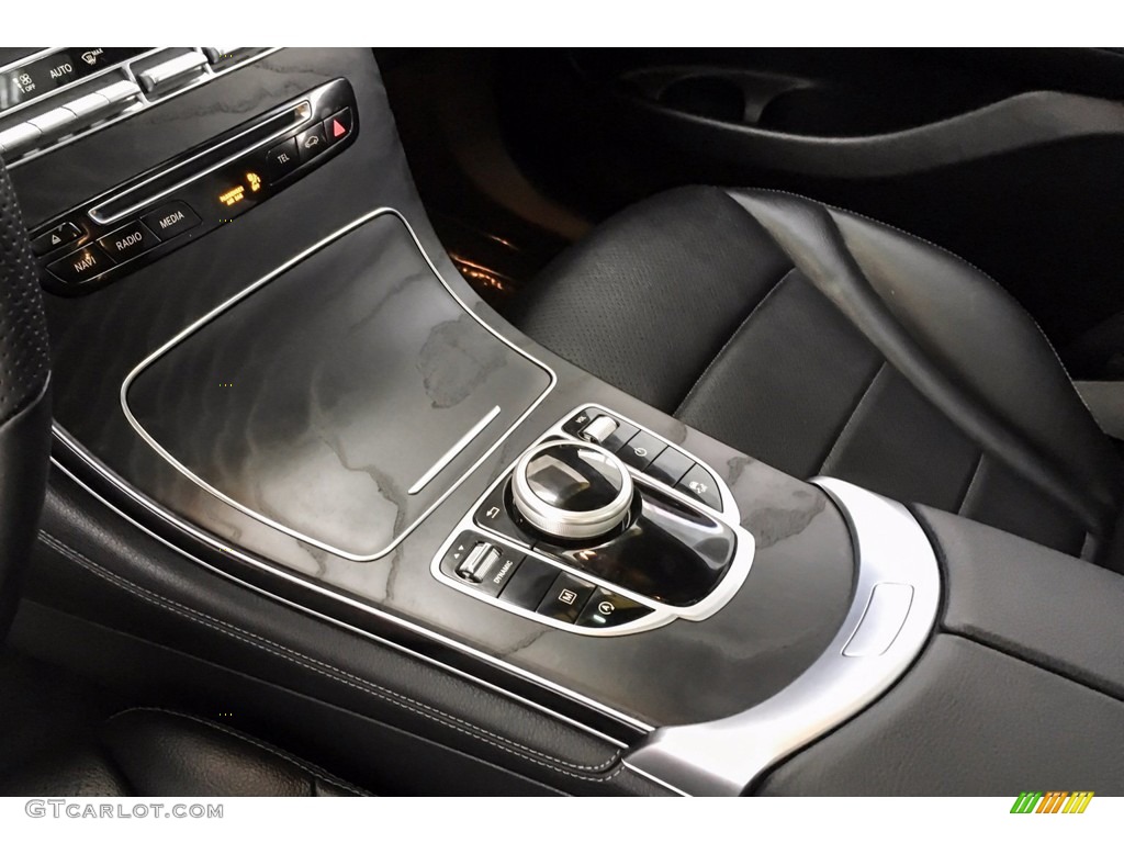 2019 GLC 300 - Mojave Silver Metallic / Black photo #24
