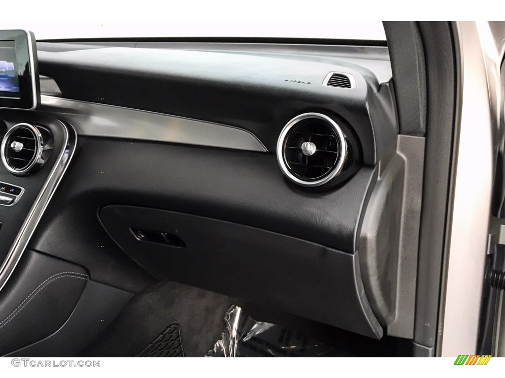 2019 GLC 300 - Mojave Silver Metallic / Black photo #29