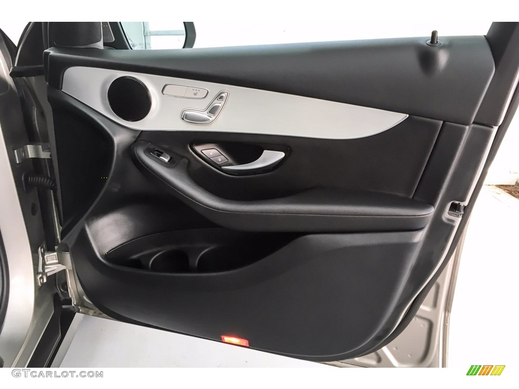 2019 GLC 300 - Mojave Silver Metallic / Black photo #31