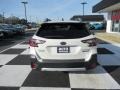 Crystal White Pearl - Outback Touring XT Photo No. 4