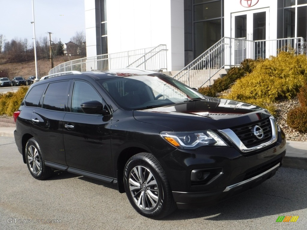2017 Pathfinder S 4x4 - Magnetic Black / Charcoal photo #1