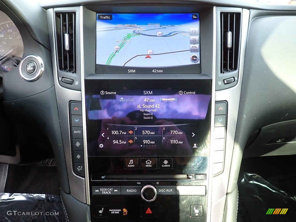 2016 Infiniti Q50 3.0t AWD Controls Photo #143836594