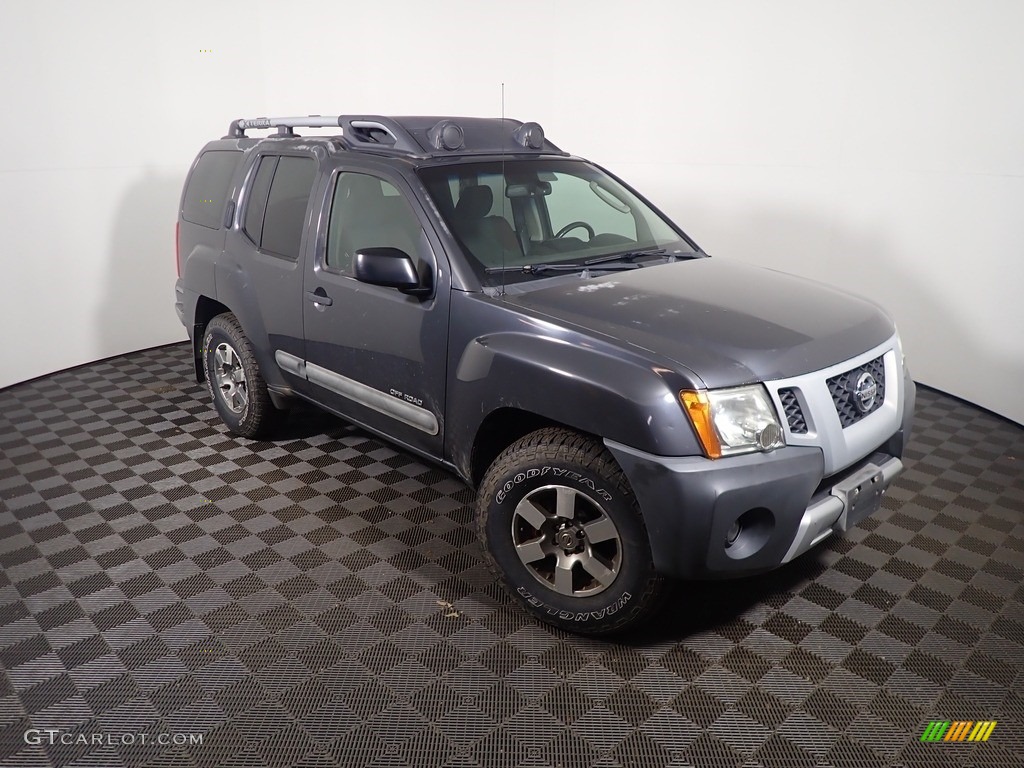 2010 Xterra Off Road 4x4 - Super Black / Gray/Red photo #3