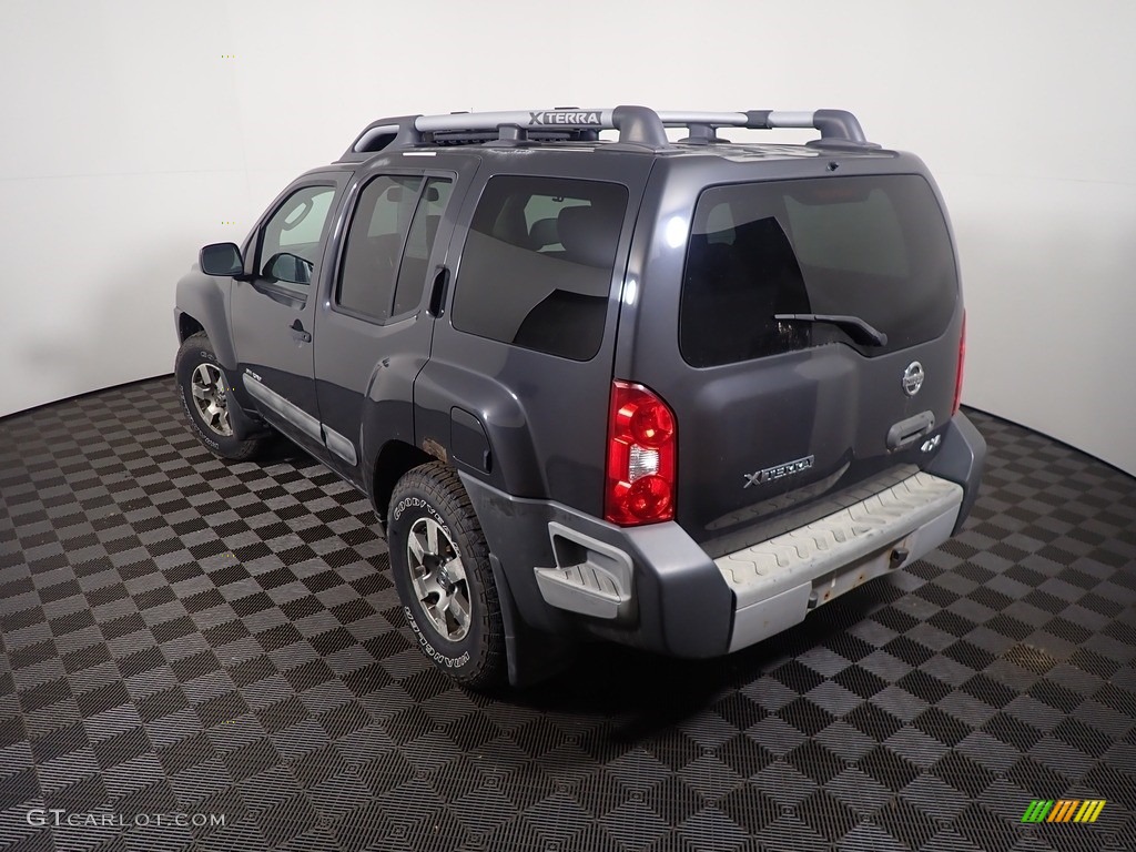 2010 Xterra Off Road 4x4 - Super Black / Gray/Red photo #10