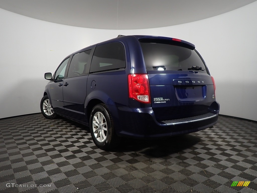 2015 Grand Caravan SXT - True Blue Pearl / Black/Light Graystone photo #10