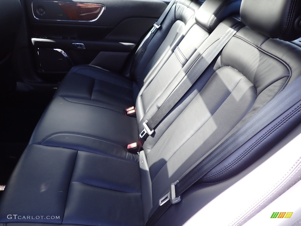 2019 Lincoln Continental Reserve AWD Rear Seat Photo #143838599