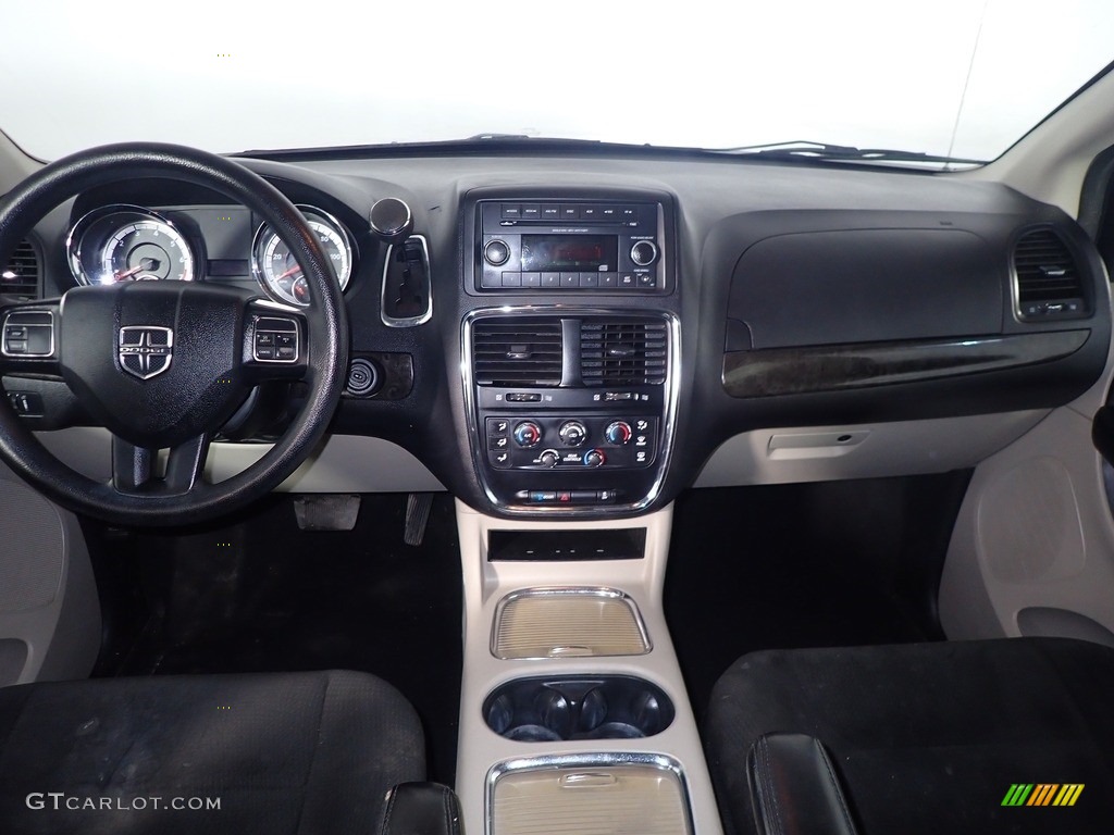 2015 Grand Caravan SXT - True Blue Pearl / Black/Light Graystone photo #24