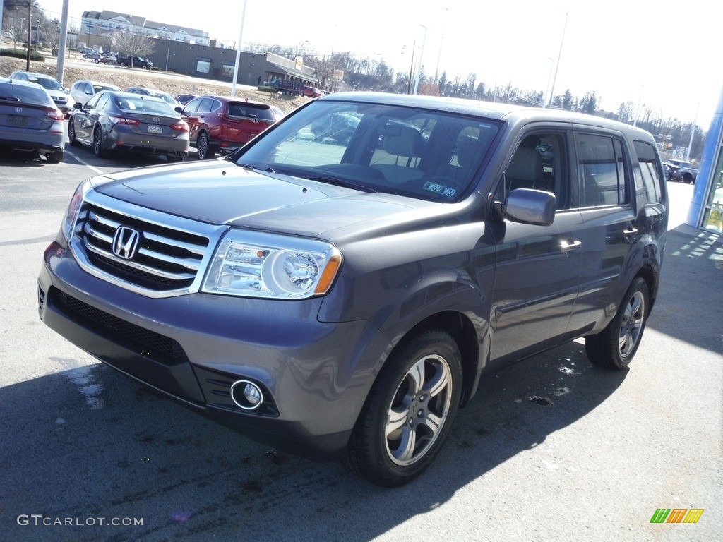 2015 Pilot SE 4WD - Modern Steel Metallic / Gray photo #5