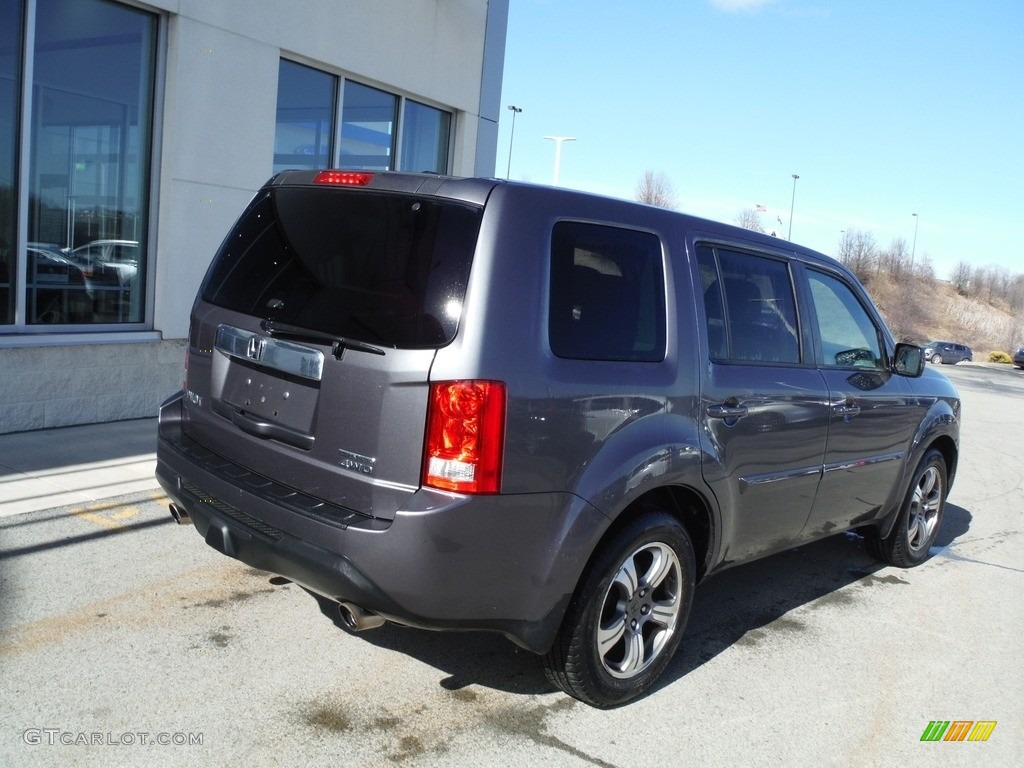 2015 Pilot SE 4WD - Modern Steel Metallic / Gray photo #9