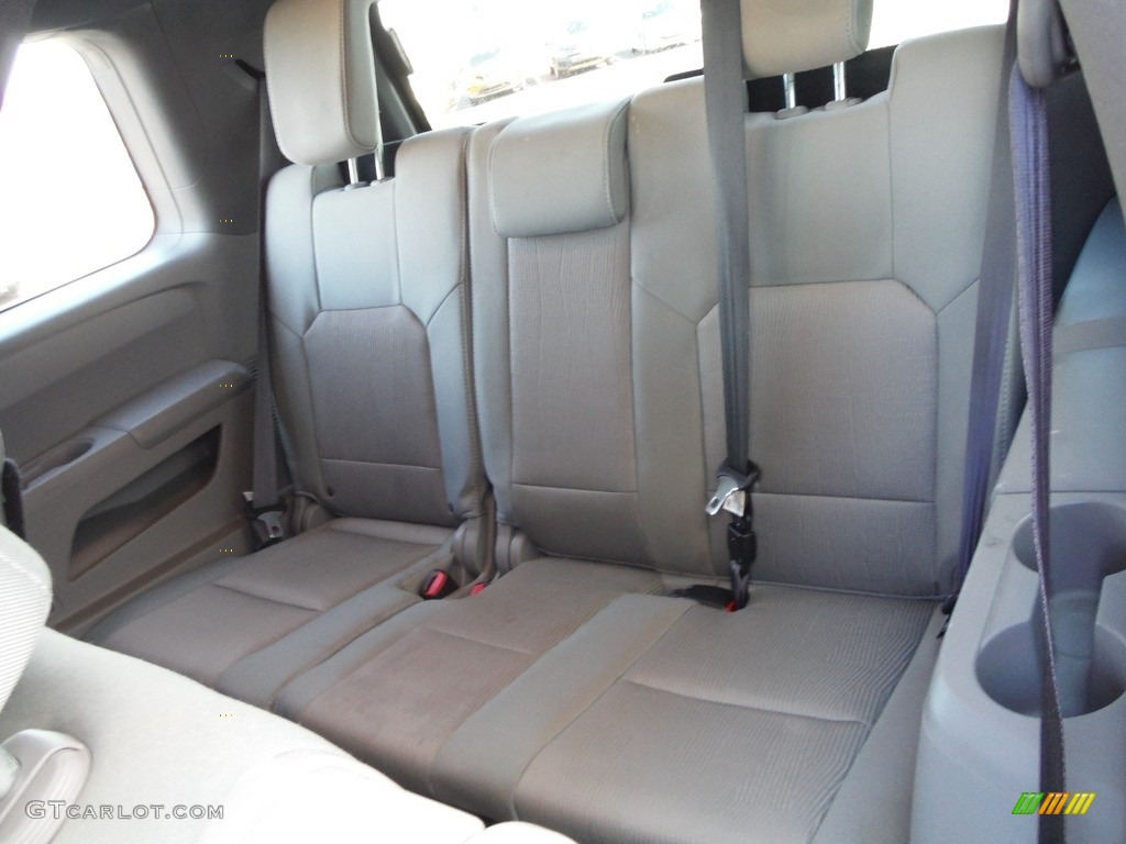 2015 Pilot SE 4WD - Modern Steel Metallic / Gray photo #29