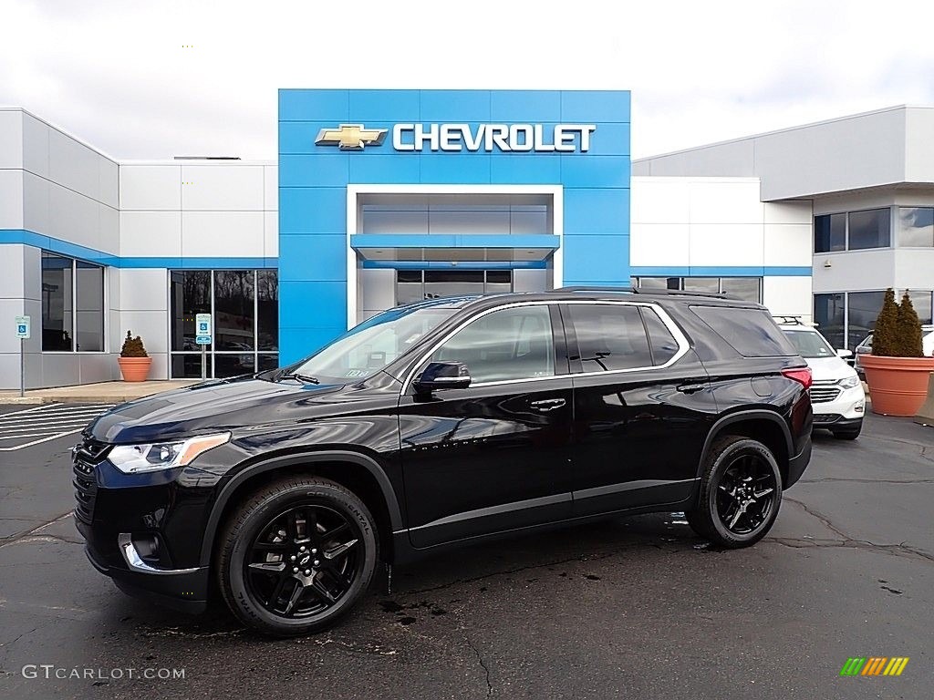 Mosaic Black Metallic Chevrolet Traverse