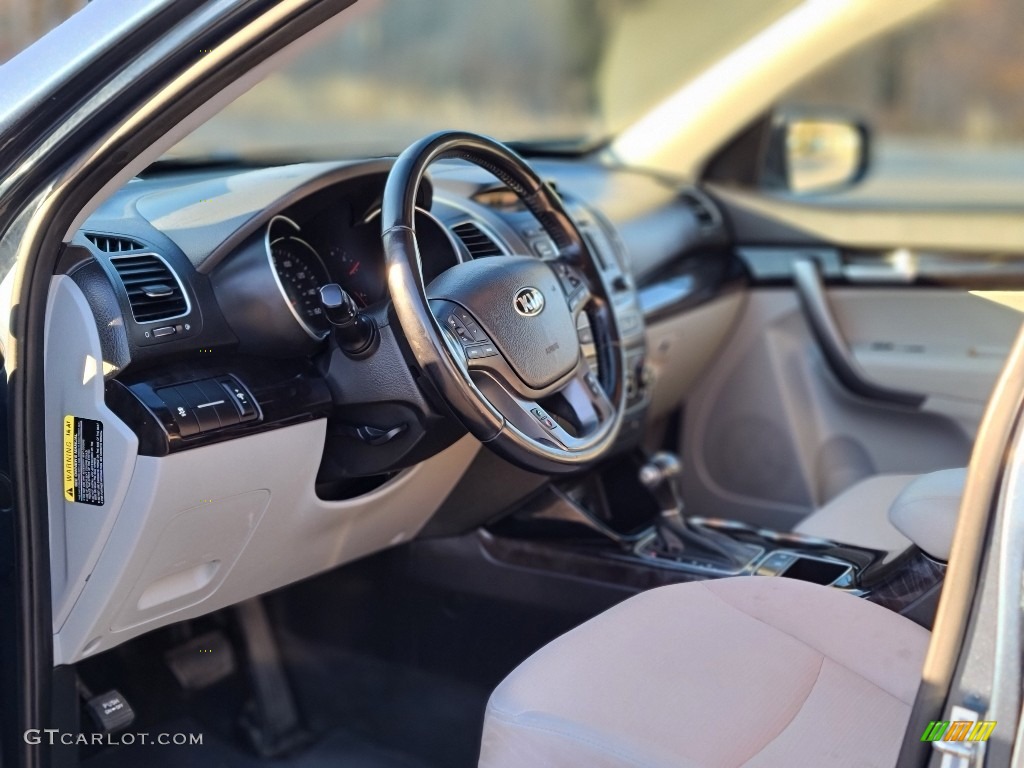 2015 Sorento LX - Wave Blue / Black photo #16