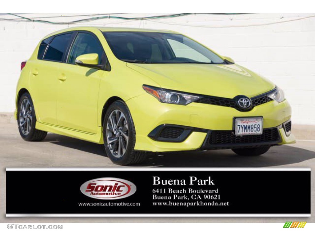 2017 Corolla iM  - Spring Green Metallic / Black photo #1