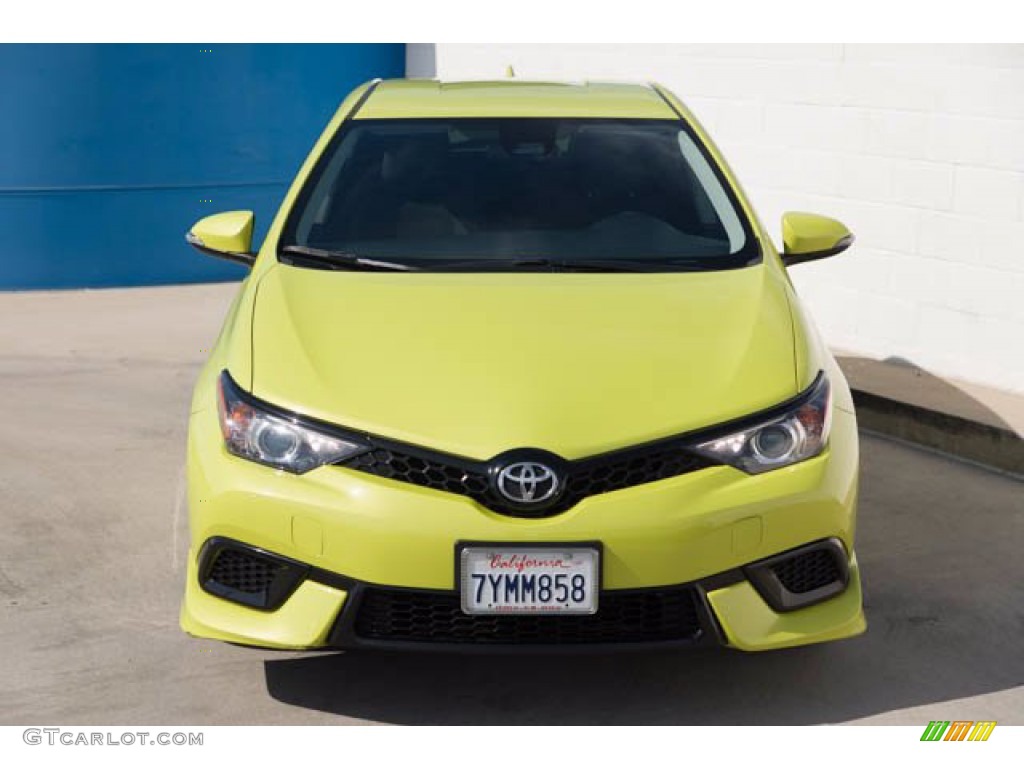 2017 Corolla iM  - Spring Green Metallic / Black photo #7
