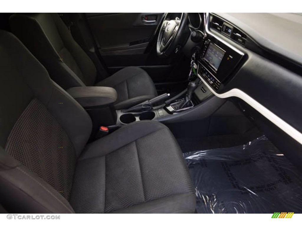 2017 Corolla iM  - Spring Green Metallic / Black photo #24