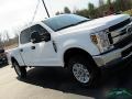 Oxford White - F250 Super Duty XLT Crew Cab 4x4 Photo No. 28