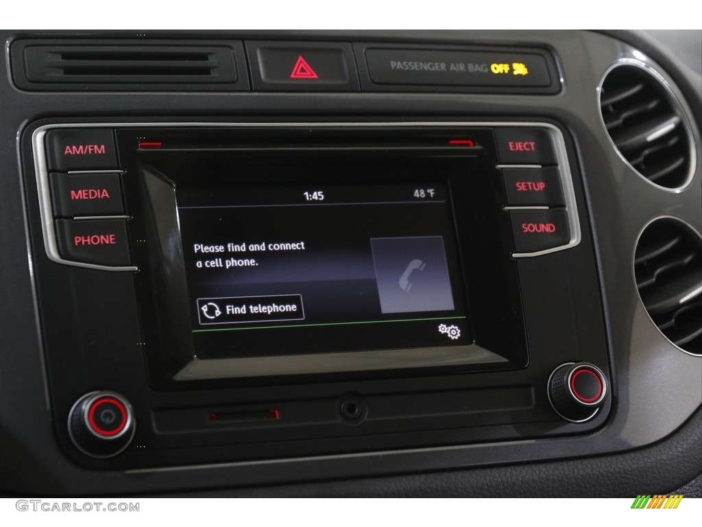 2016 Volkswagen Tiguan S 4MOTION Controls Photo #143857963