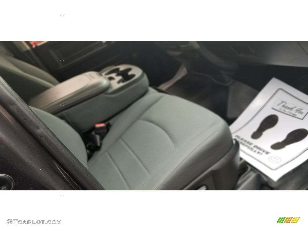 2014 1500 Express Crew Cab 4x4 - Maximum Steel Metallic / Black/Diesel Gray photo #16