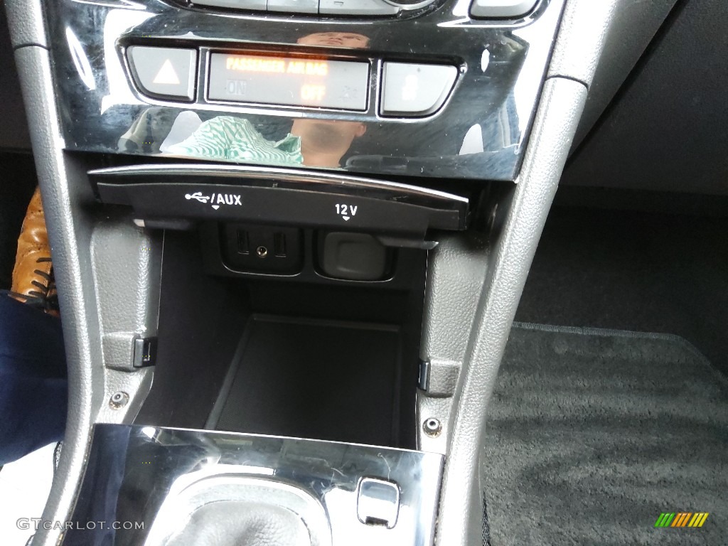 2019 Encore Essence - Satin Steel Metallic / Ebony photo #23