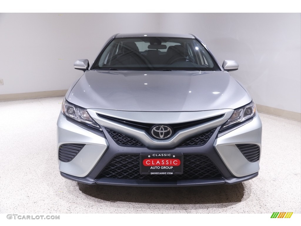 2019 Camry SE - Celestial Silver Metallic / Black photo #2