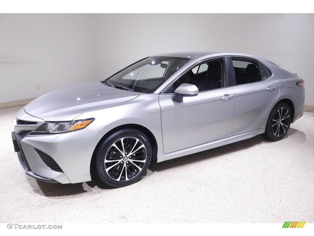 2019 Camry SE - Celestial Silver Metallic / Black photo #3