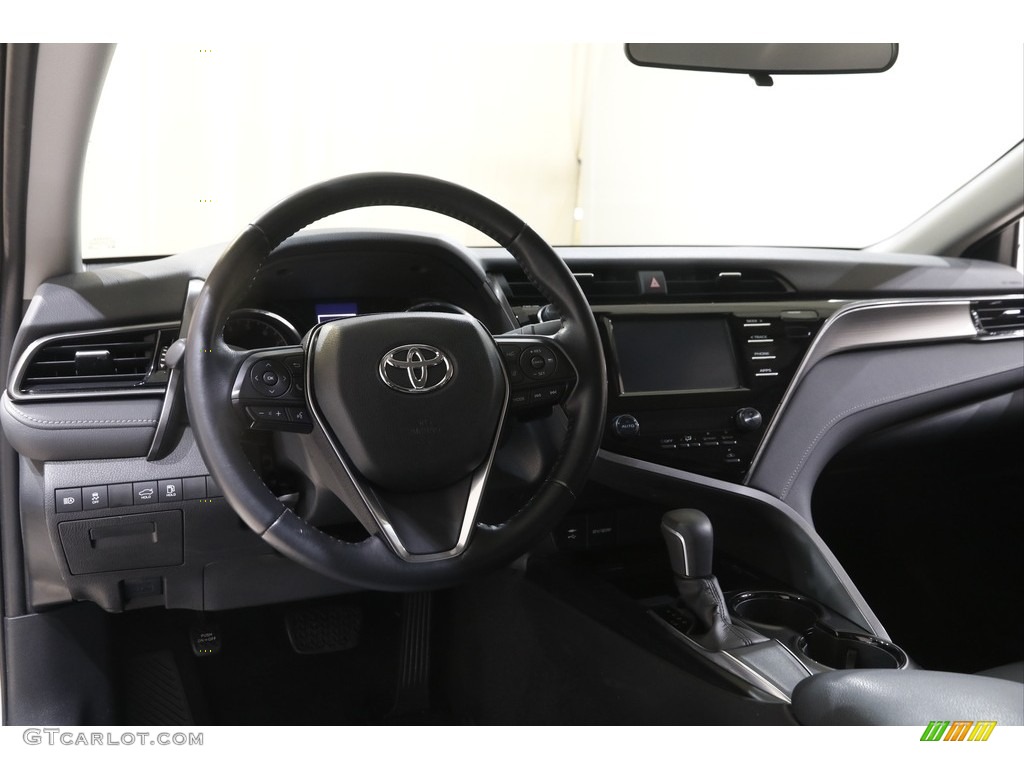 2019 Camry SE - Celestial Silver Metallic / Black photo #6
