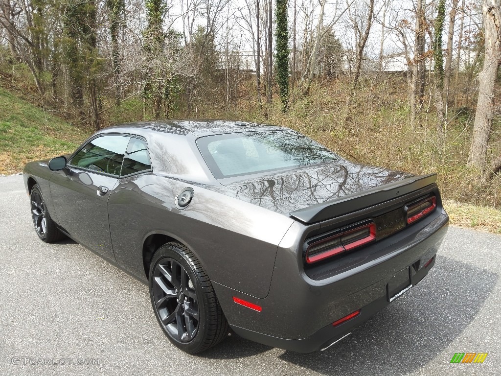 2022 Granite Pearlcoat Dodge Challenger SXT Blacktop 143857630 Photo