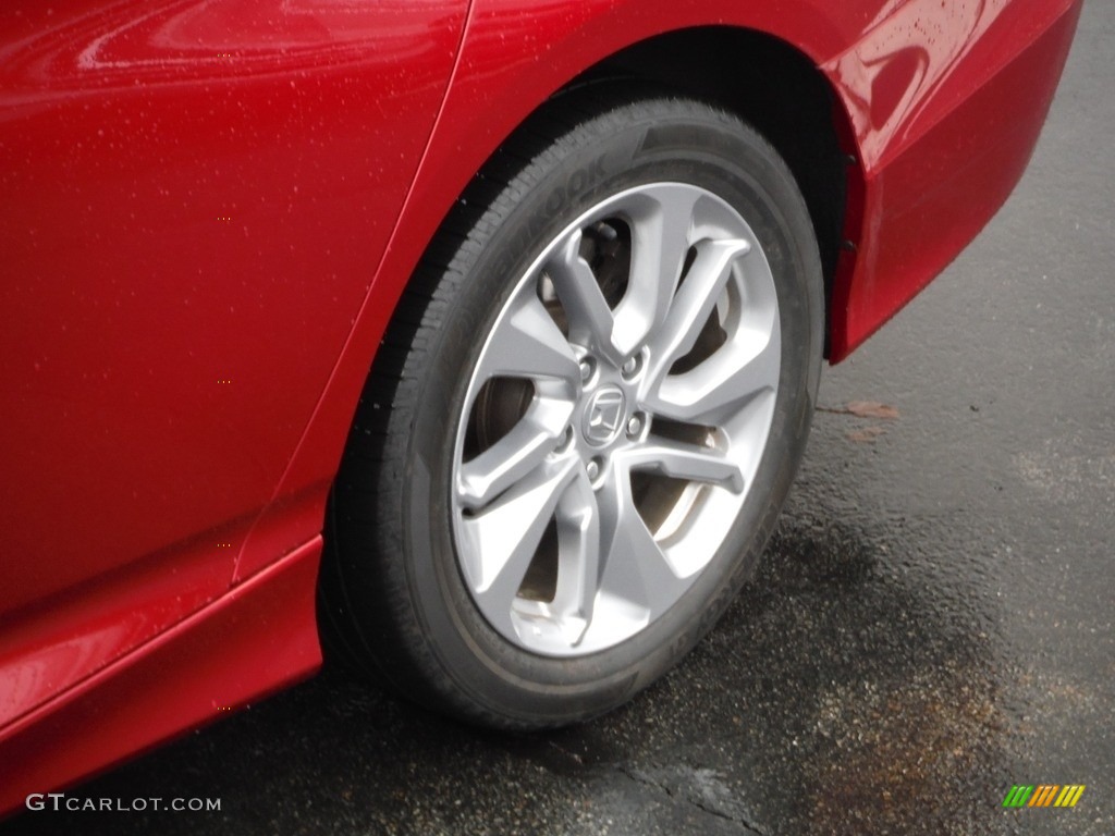 2019 Honda Accord LX Sedan Wheel Photo #143861419