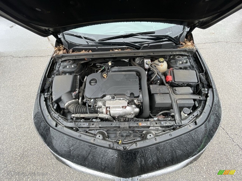 2020 Chevrolet Malibu LT Engine Photos