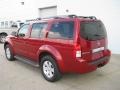2006 Red Brawn Pearl Nissan Pathfinder LE 4x4  photo #3