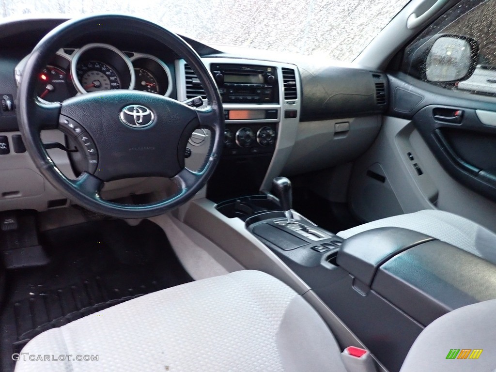 2004 4Runner SR5 4x4 - Titanium Metallic / Stone photo #18