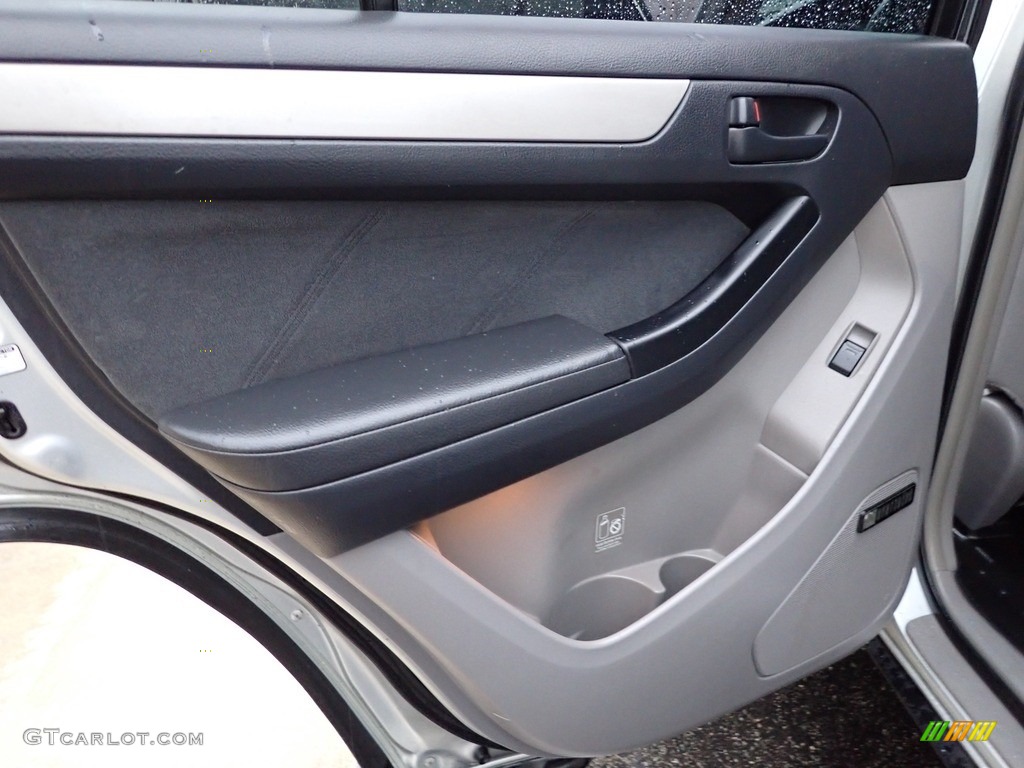 2004 4Runner SR5 4x4 - Titanium Metallic / Stone photo #19