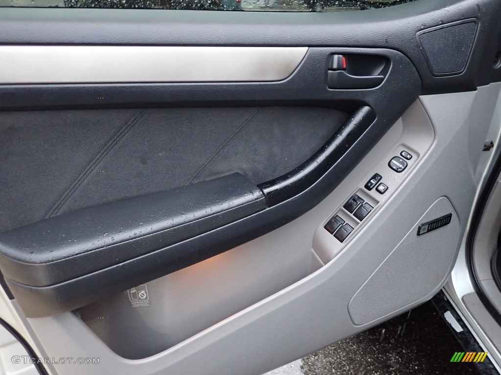 2004 4Runner SR5 4x4 - Titanium Metallic / Stone photo #20