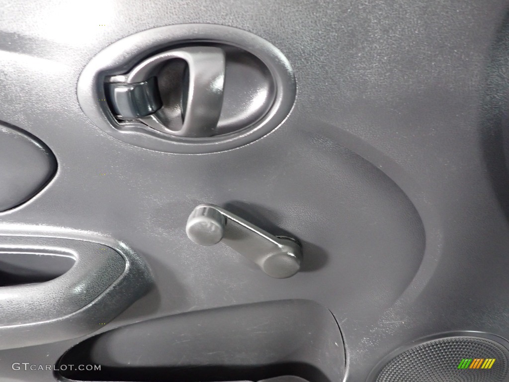 2019 Versa S Plus - Brilliant Silver Metallic / Charcoal photo #15