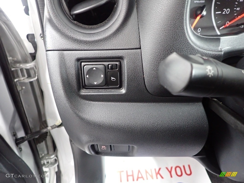 2019 Versa S Plus - Brilliant Silver Metallic / Charcoal photo #18