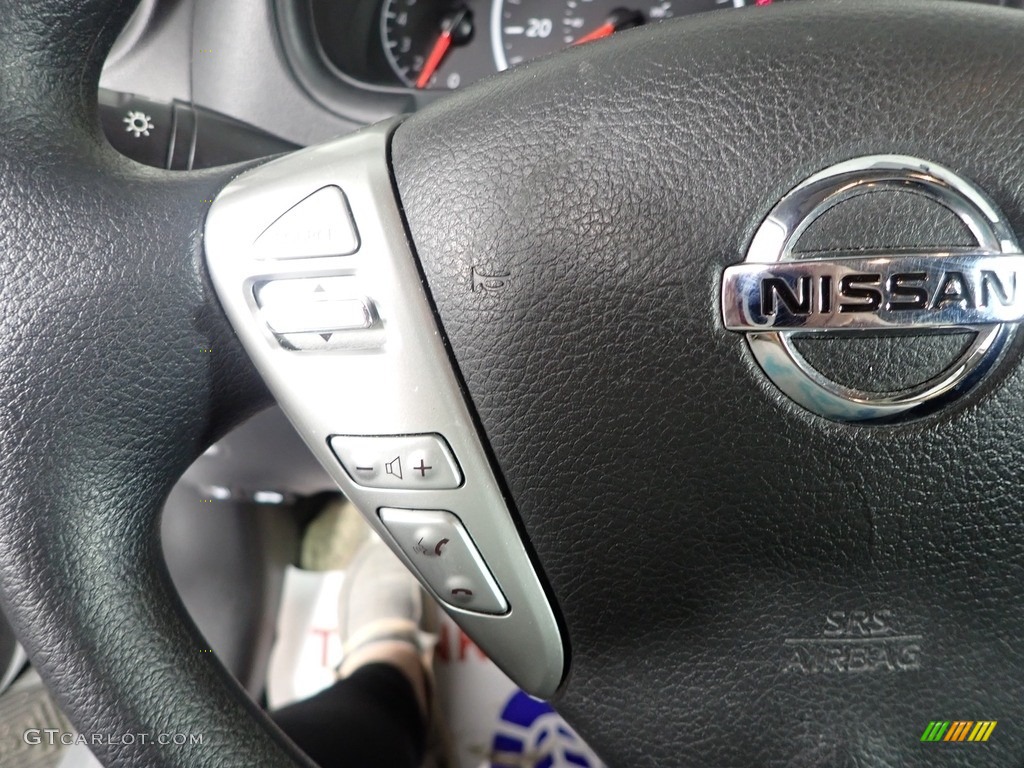2019 Versa S Plus - Brilliant Silver Metallic / Charcoal photo #19