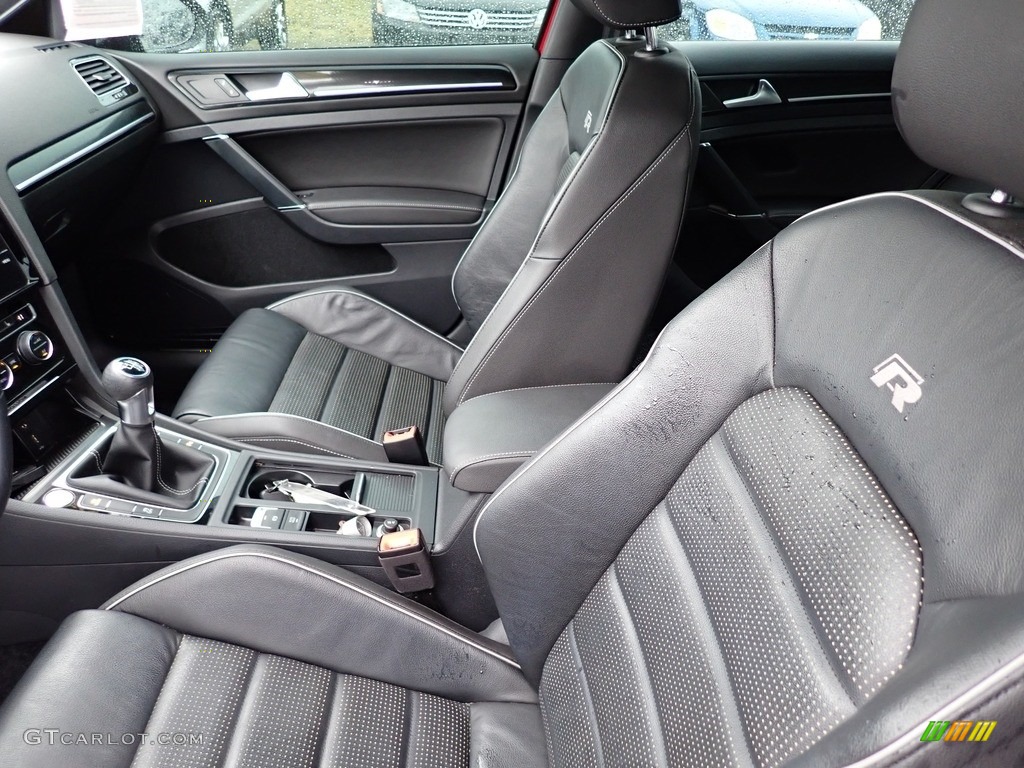 Titan Black Interior 2018 Volkswagen Golf R 4Motion w/DCC. NAV. Photo #143866431
