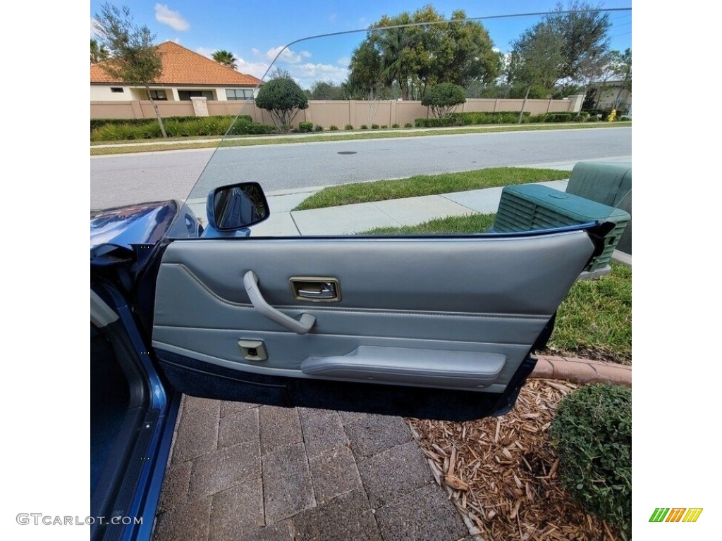 1981 Datsun 280ZX Deluxe Coupe Blue Door Panel Photo #143867490