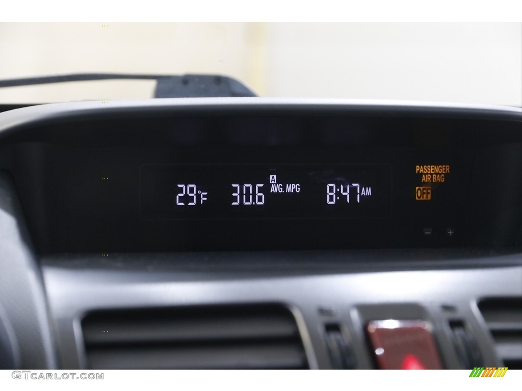 2013 XV Crosstrek 2.0 Premium - Crystal Black Silica / Ivory photo #10