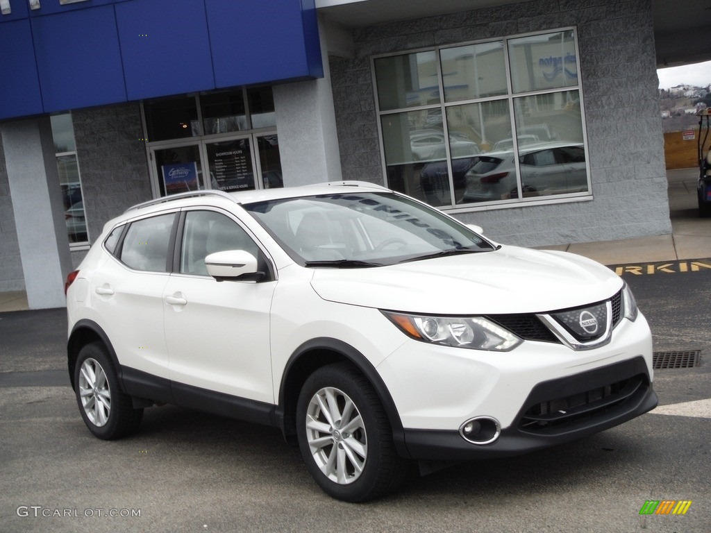 Pearl White Nissan Rogue Sport
