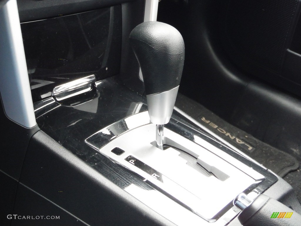 2017 Lancer LE - Mercury Gray Pearl / Black photo #13