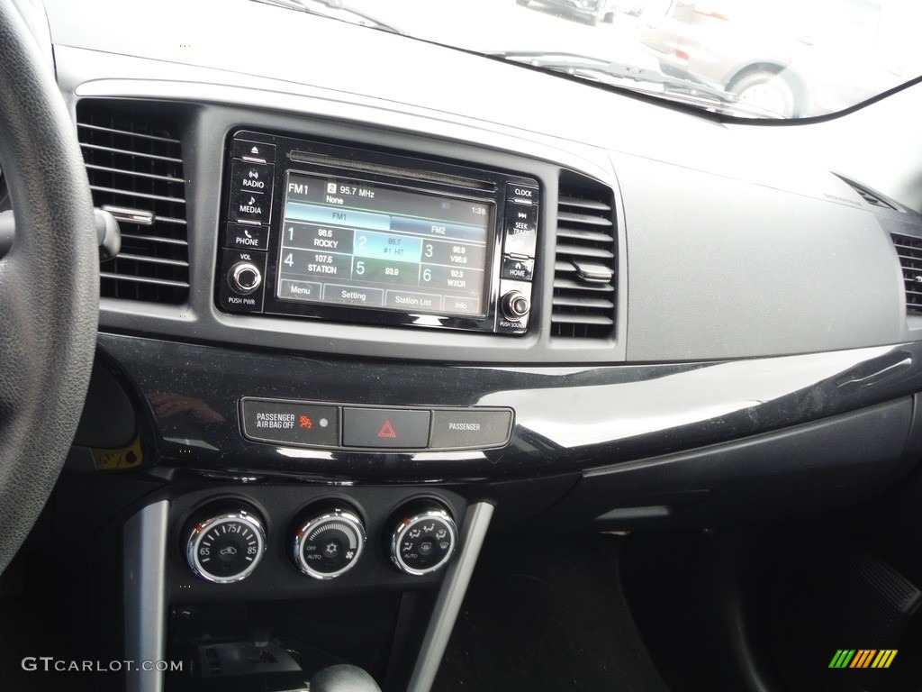 2017 Lancer LE - Mercury Gray Pearl / Black photo #14