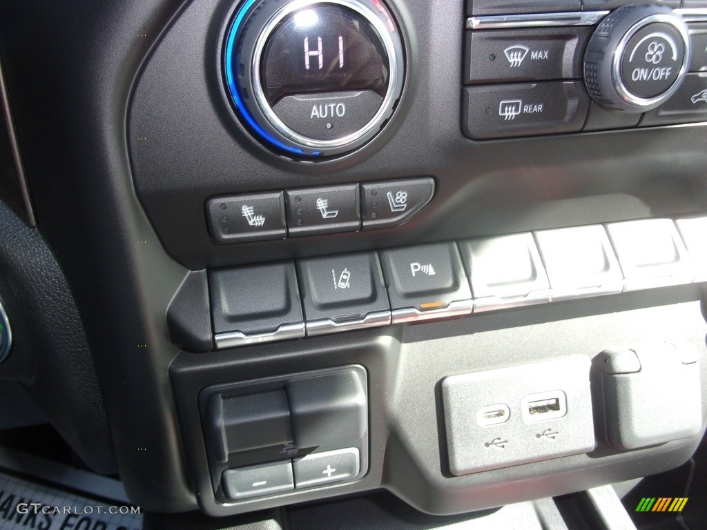 2022 Chevrolet Silverado 2500HD High Country Crew Cab 4x4 Controls Photo #143873484