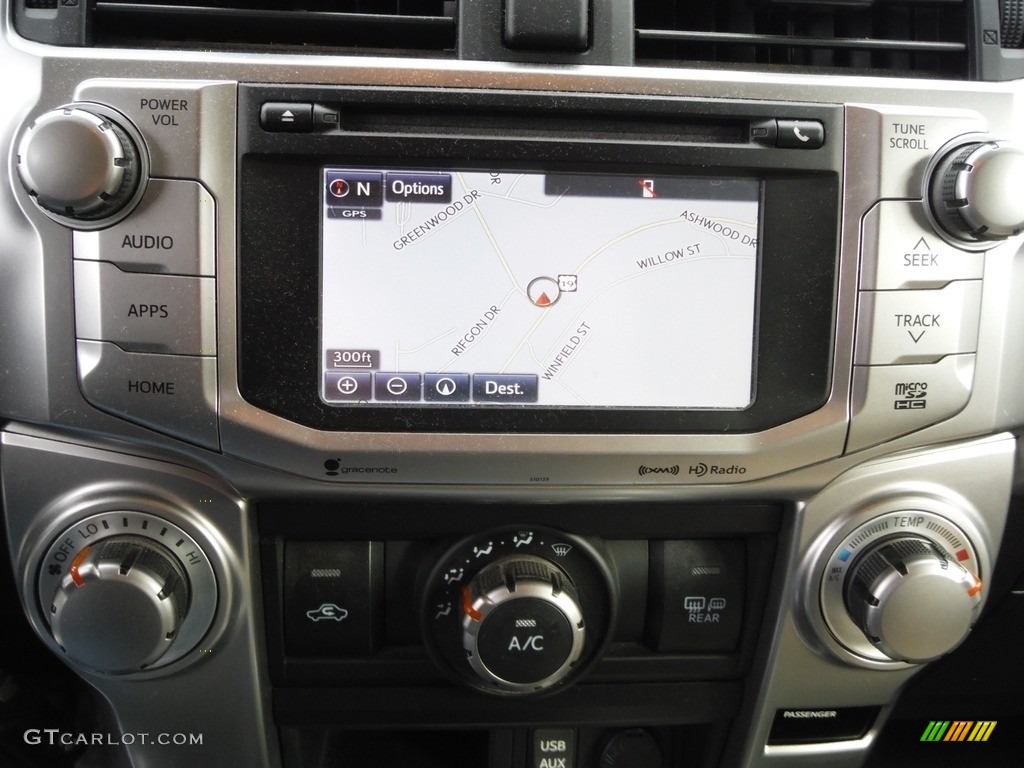 2017 4Runner SR5 Premium 4x4 - Super White / Graphite photo #6