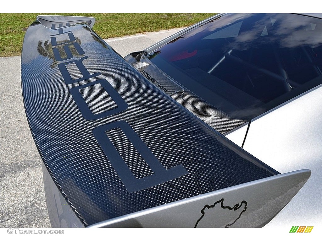 2019 Porsche 911 GT2 RS Marks and Logos Photo #143874584