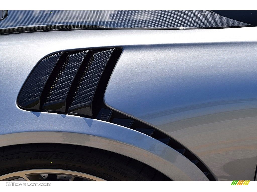 2019 911 GT2 RS - GT Silver Metallic / Black/Red Alcantara photo #12