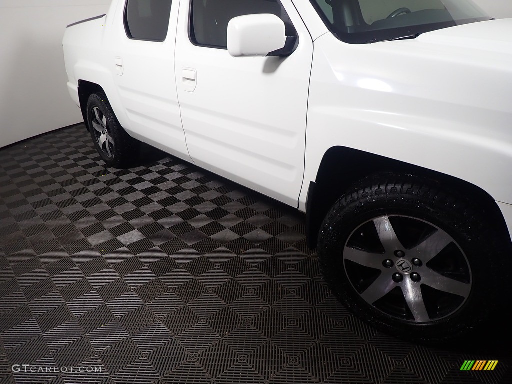 2014 Ridgeline Special Edition - White / Black photo #6