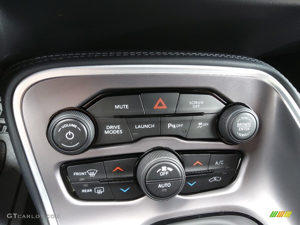 2022 Dodge Challenger R/T Scat Pack Shaker Controls Photo #143875088
